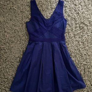 blue american eagle dress !! amazing quality being american eagle !!